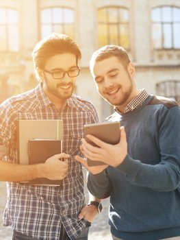 Reprehenderit et autem omnis.